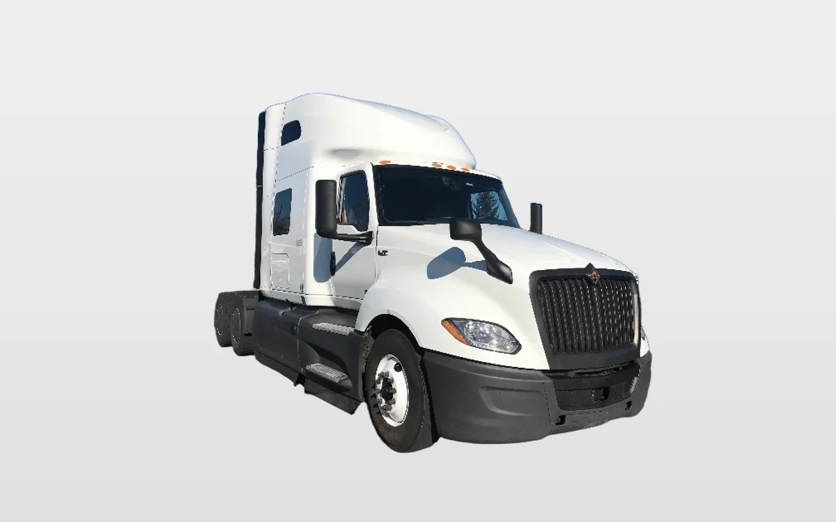 2023 International LT - image 1