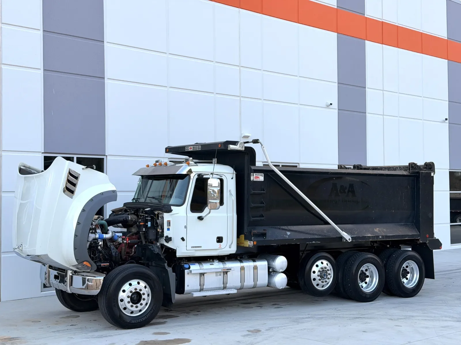 2023 Mack Granite in Greer, SC — photo 11