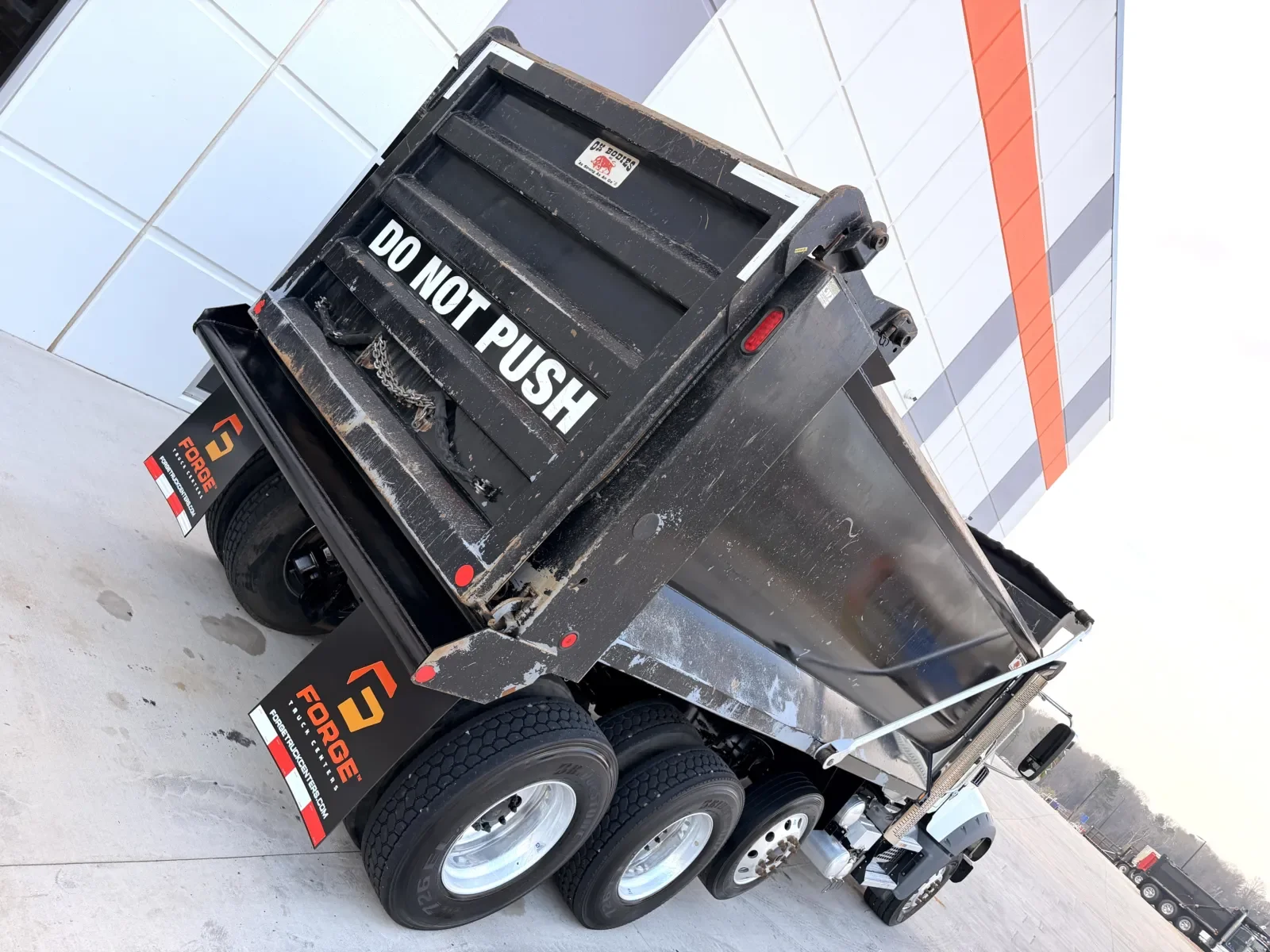 2023 Mack Granite - image 12