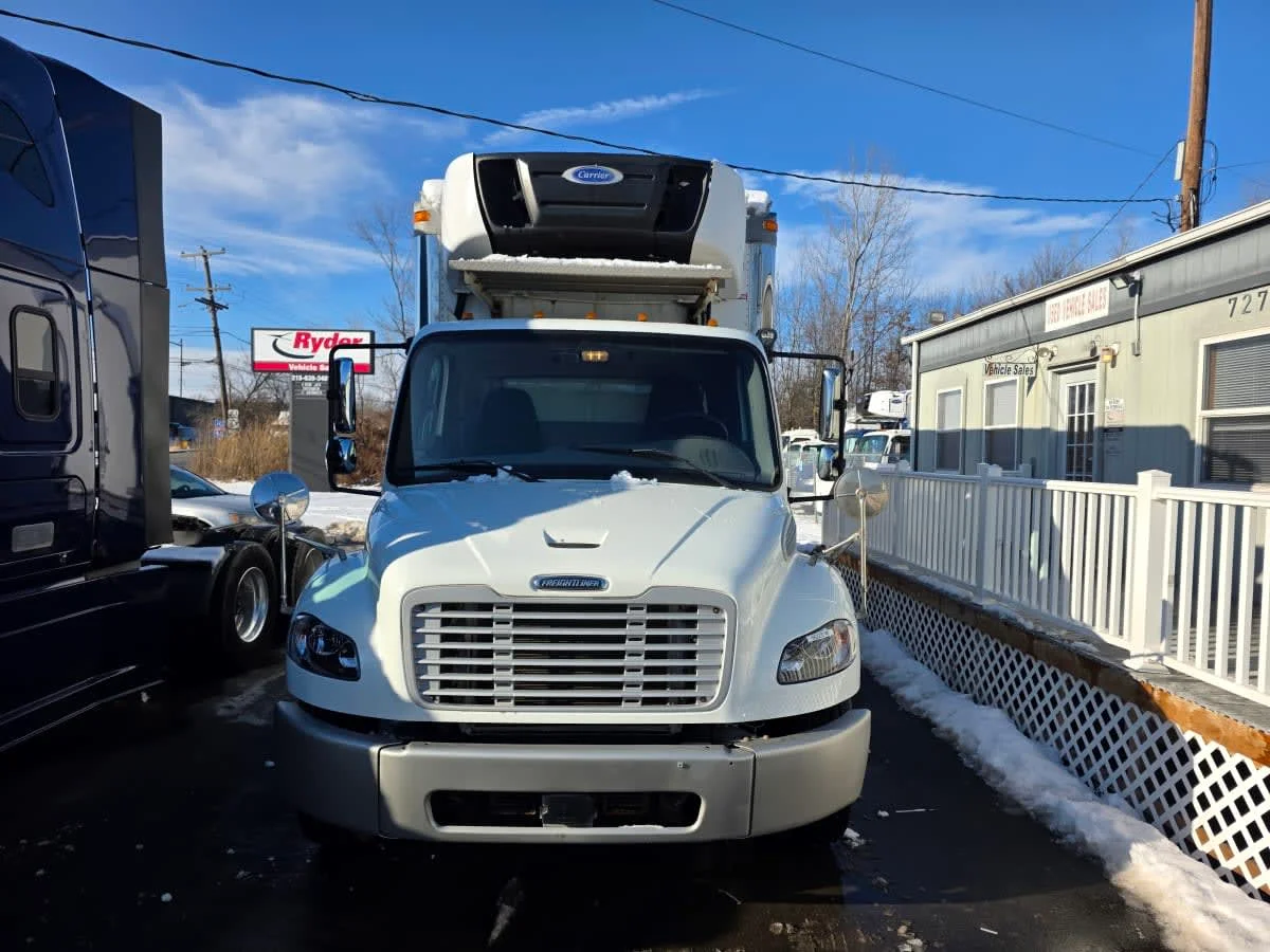 2019 Freightliner M2 106 in Bensalem, PA — photo 2