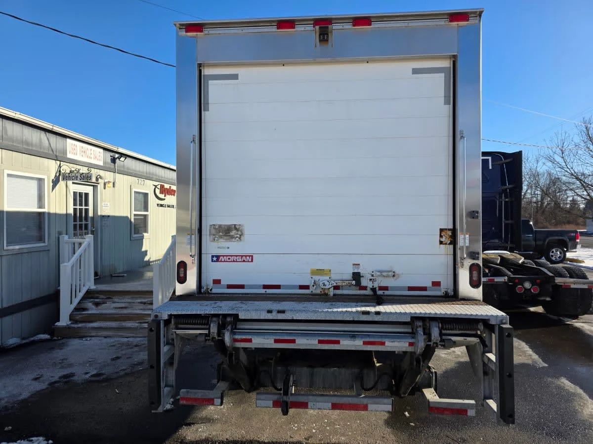 2019 Freightliner M2 106 in Bensalem, PA — photo 5