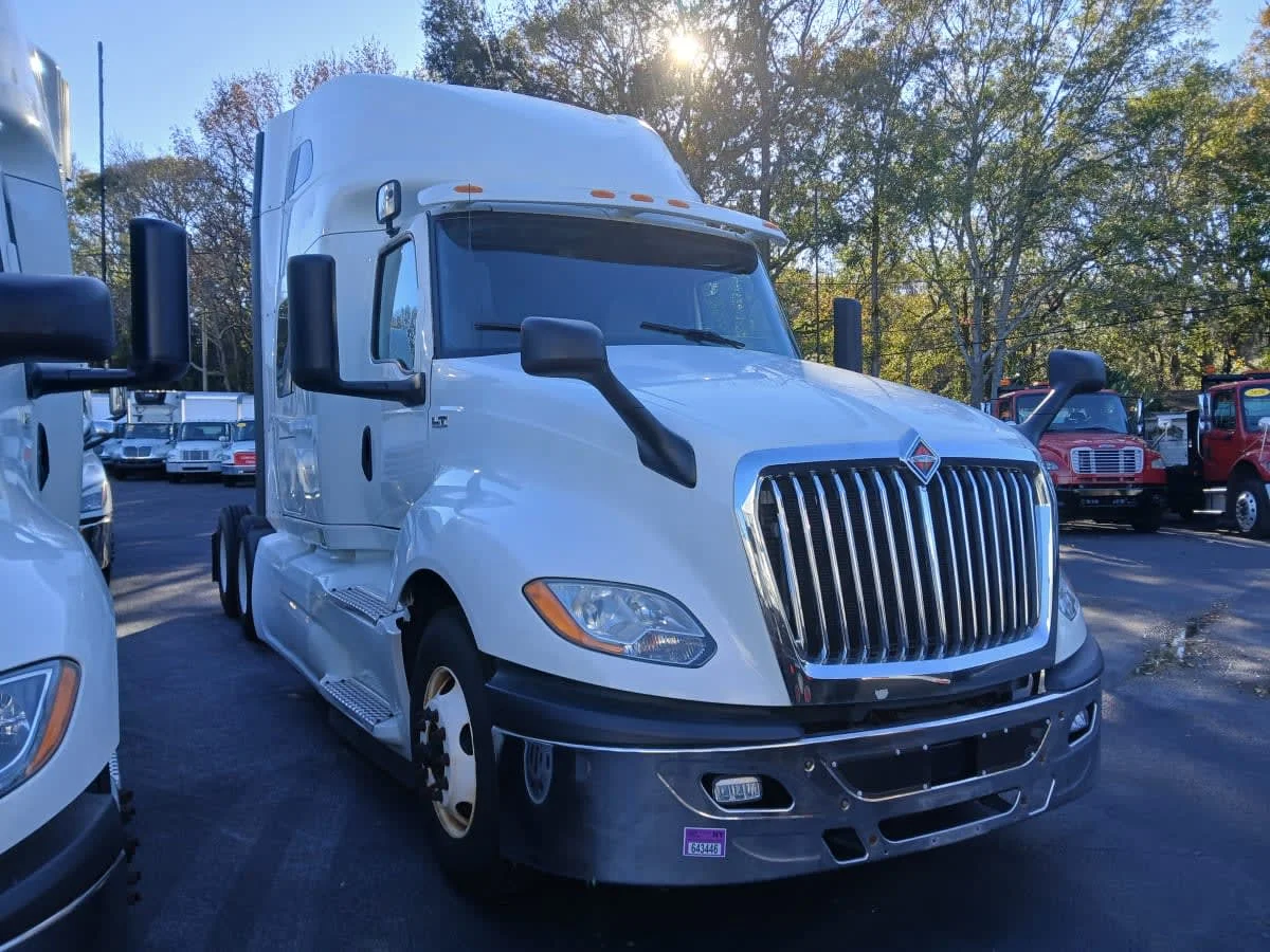 2020 International LT in Atlanta, GA — photo 3