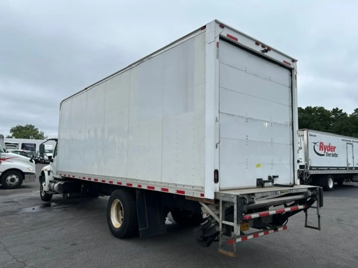 2020 International MV in Farmingdale, NY — photo 6
