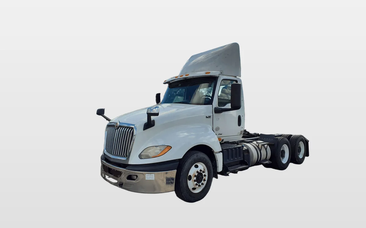 2018 International - image 1