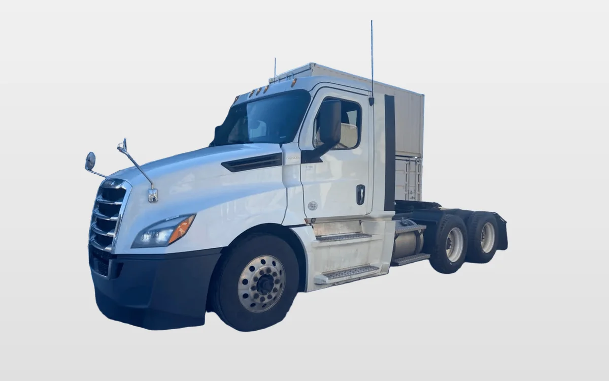 2020 Freightliner - image 1