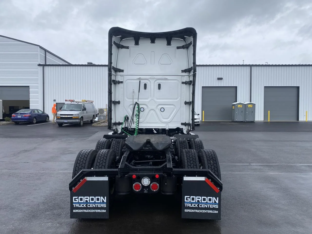 2027 Freightliner Cascadia - image 6