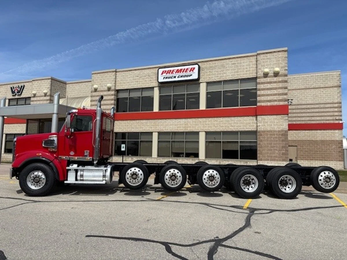 2021 Freightliner 122SD - image 8