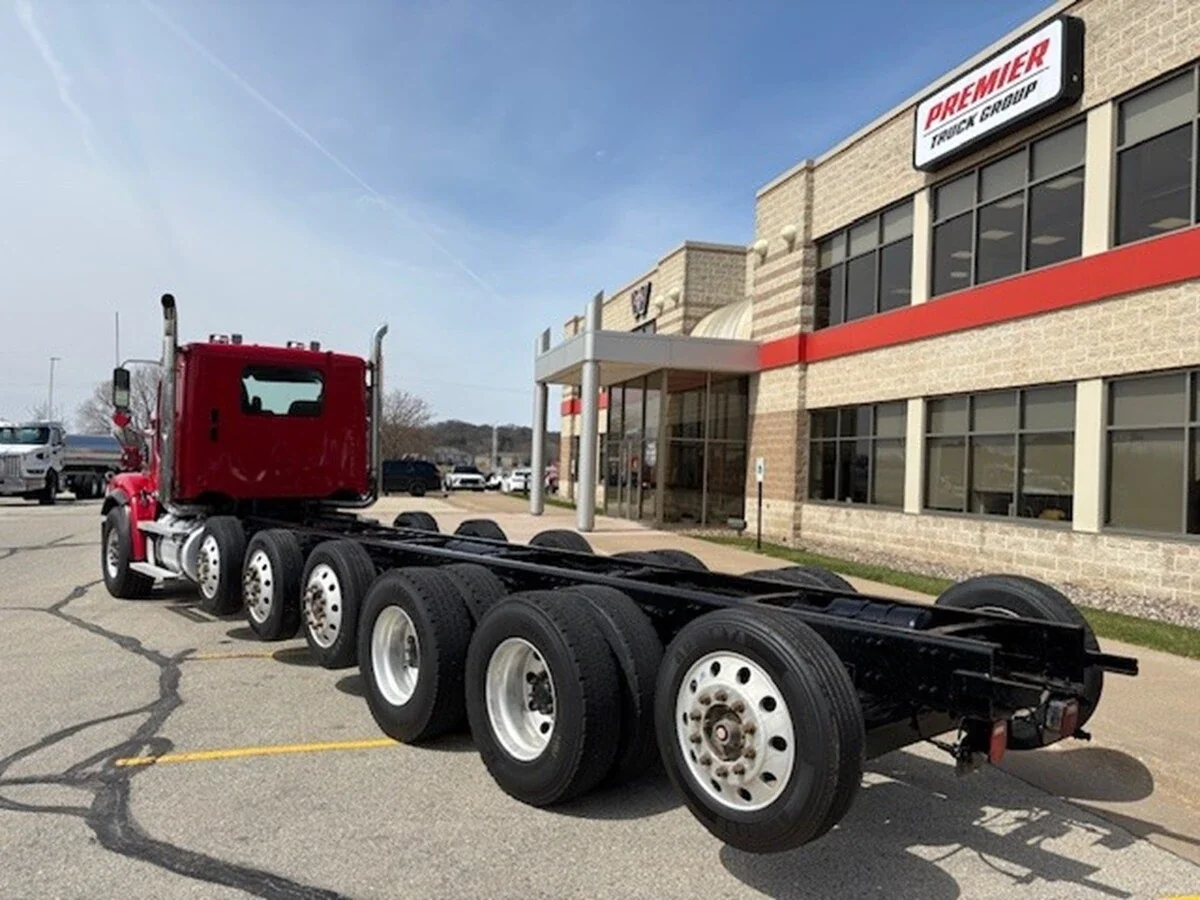 2021 Freightliner 122SD - image 7