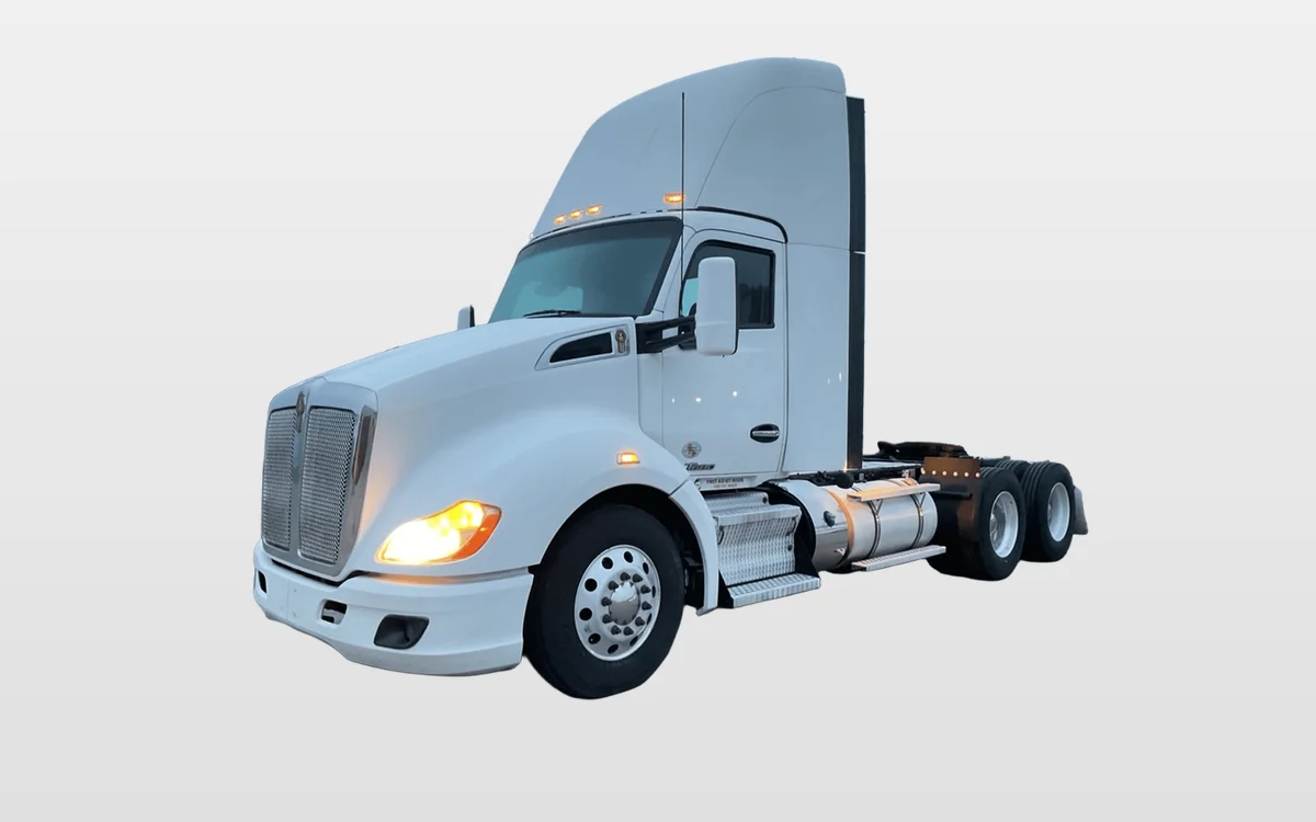 2022 Kenworth T680 - image 1