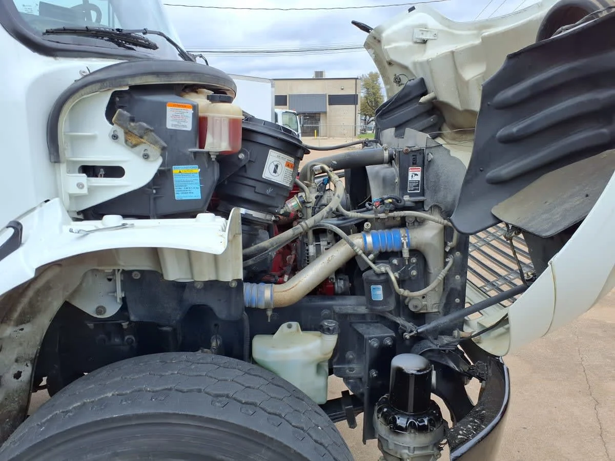 2017 Freightliner M2 106 - image 10