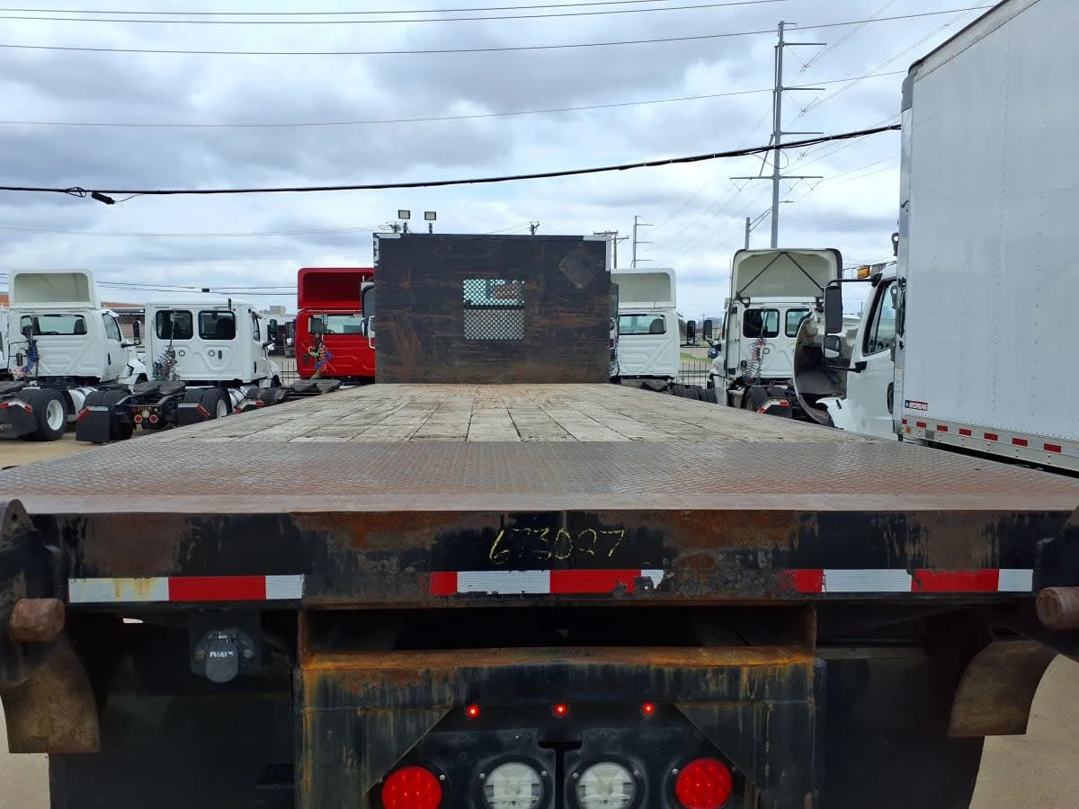 2017 Freightliner M2 106 - image 8