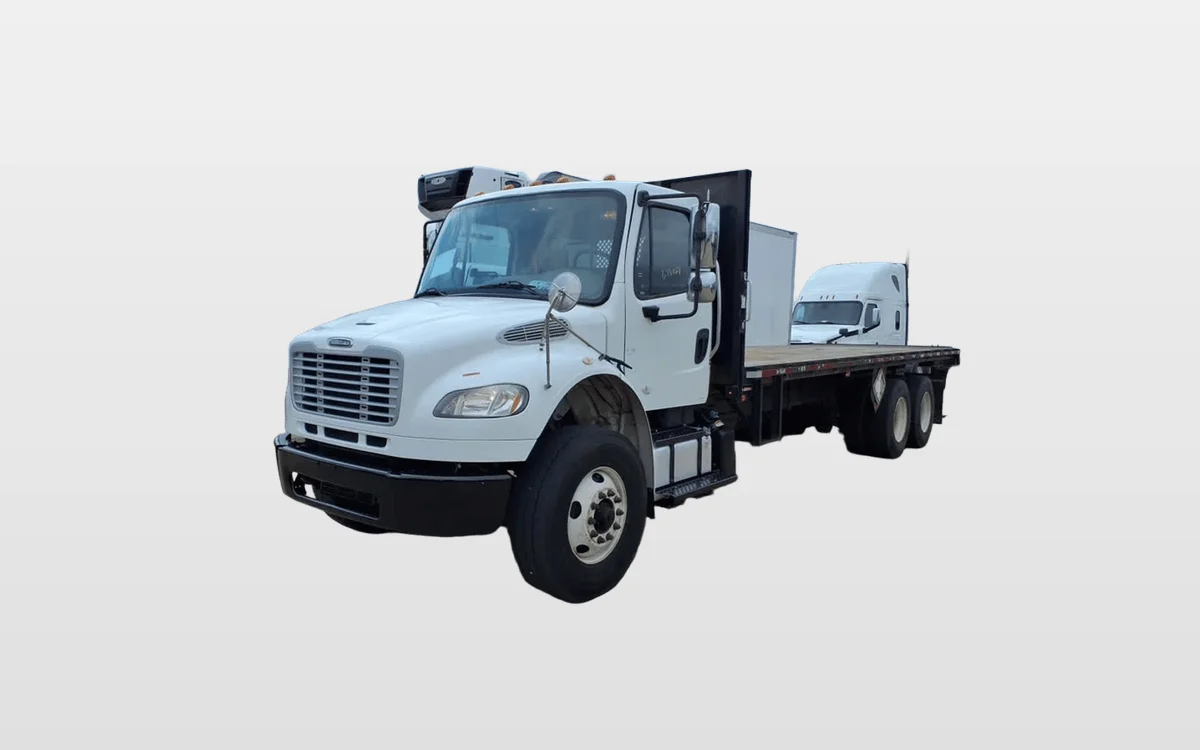 2017 Freightliner M2 106 - image 1