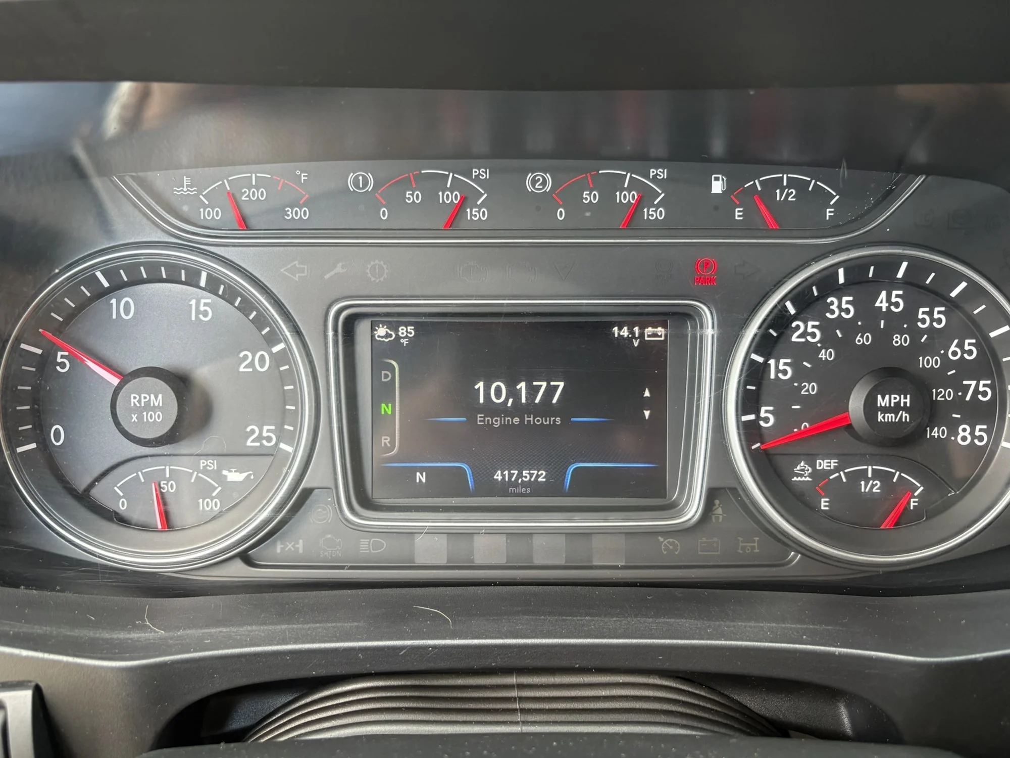 2024 International LT in West Michigan International, MI — photo 16