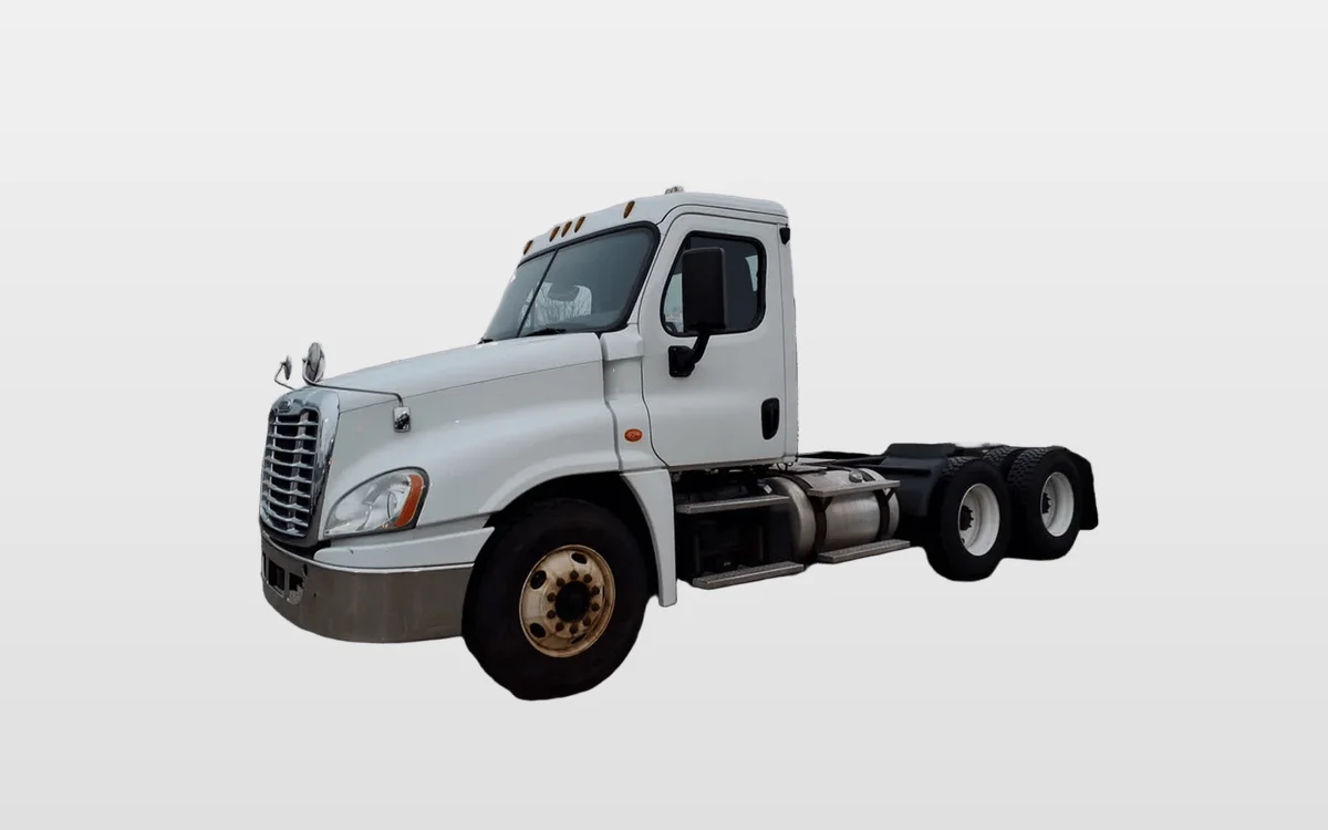 2019 Freightliner - image 1