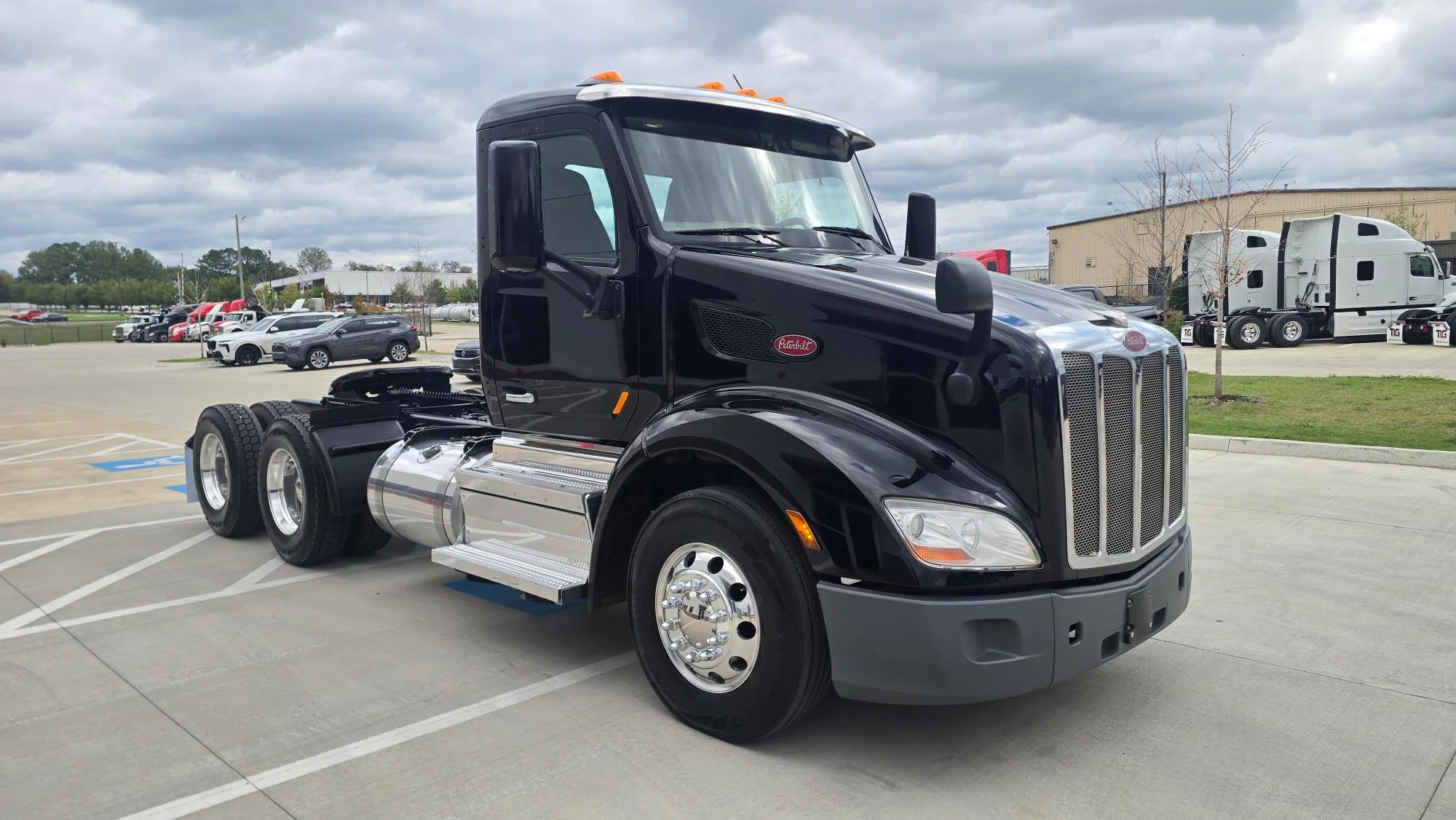 2021 Peterbilt 579 in Joplin, MO — photo 7