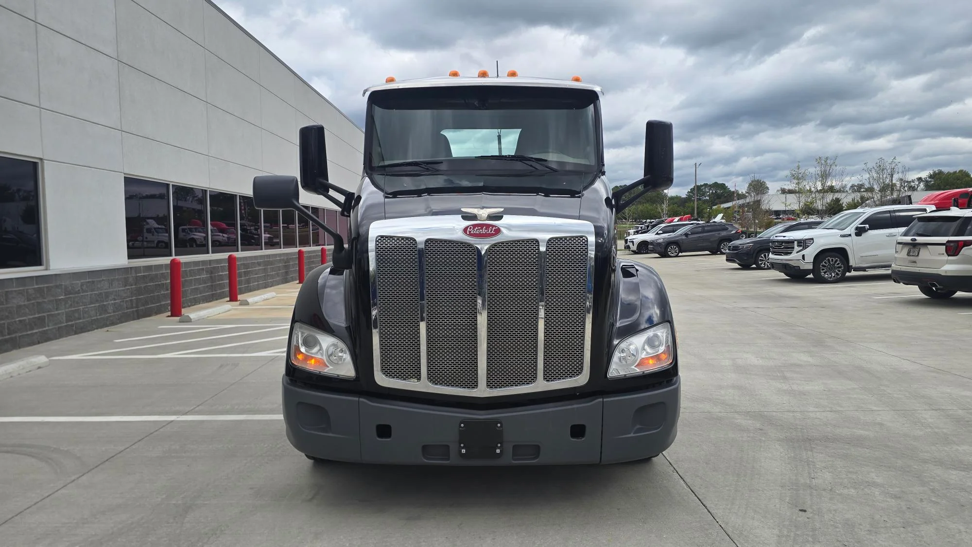 2021 Peterbilt 579 in Joplin, MO — photo 8