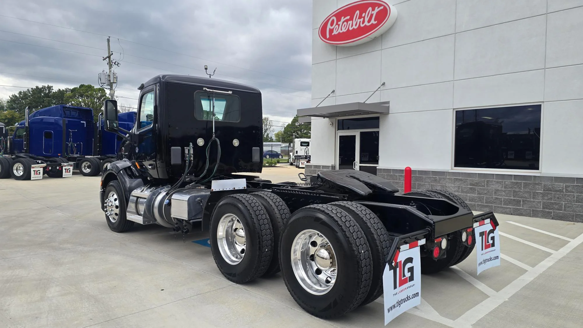2021 Peterbilt 579 in Joplin, MO — photo 3