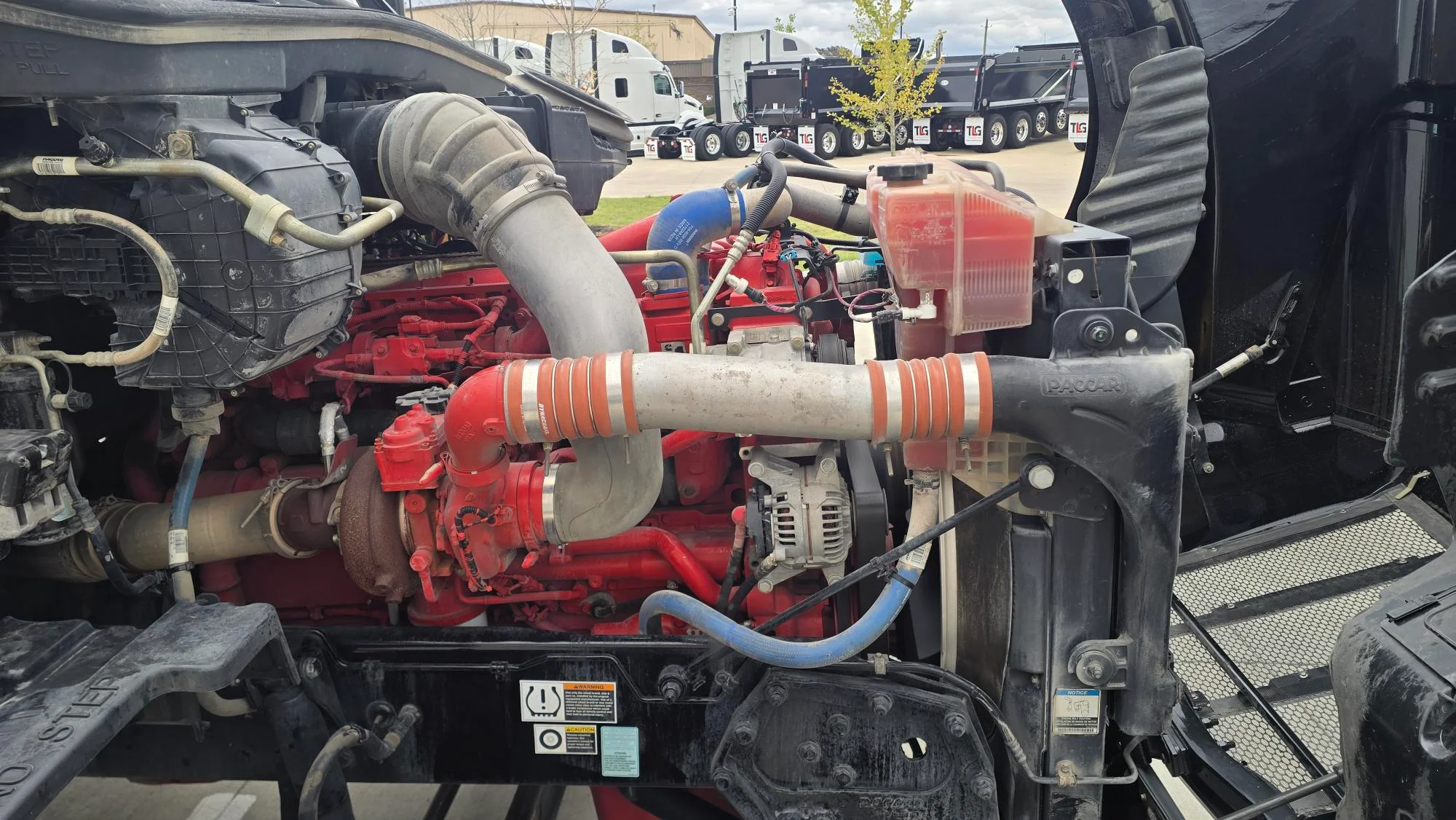 2021 Peterbilt 579 in Joplin, MO — photo 14