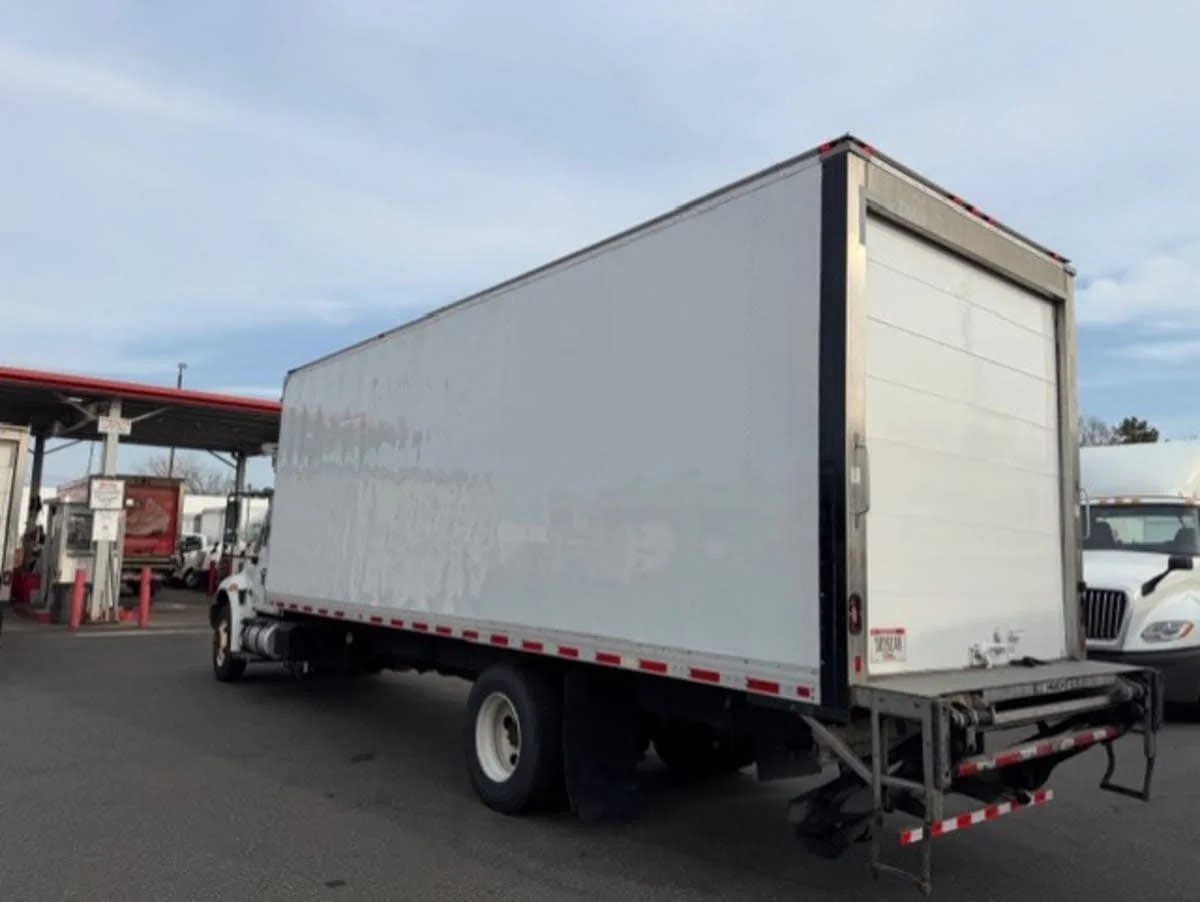 2019 International 4300 - image 6