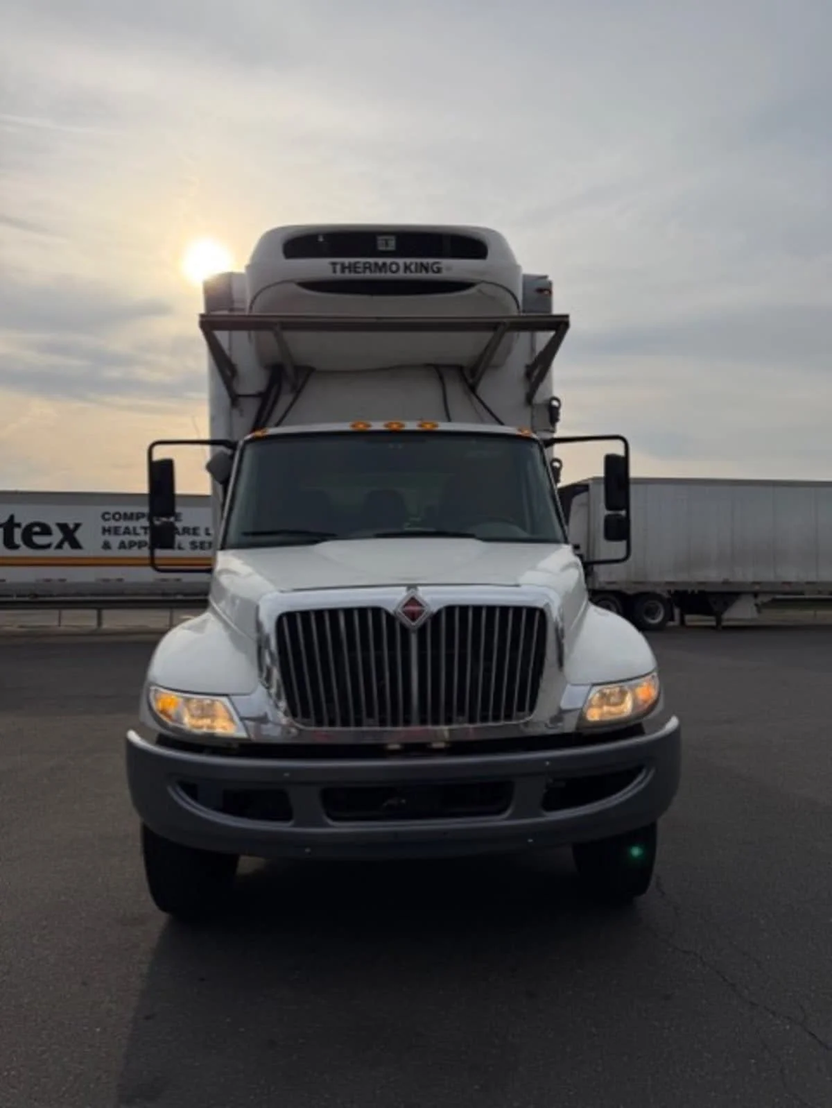 2019 International 4300 - image 2
