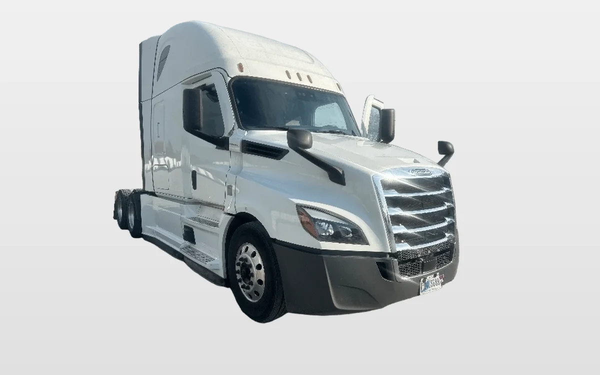 2021 Freightliner Cascadia - image 1