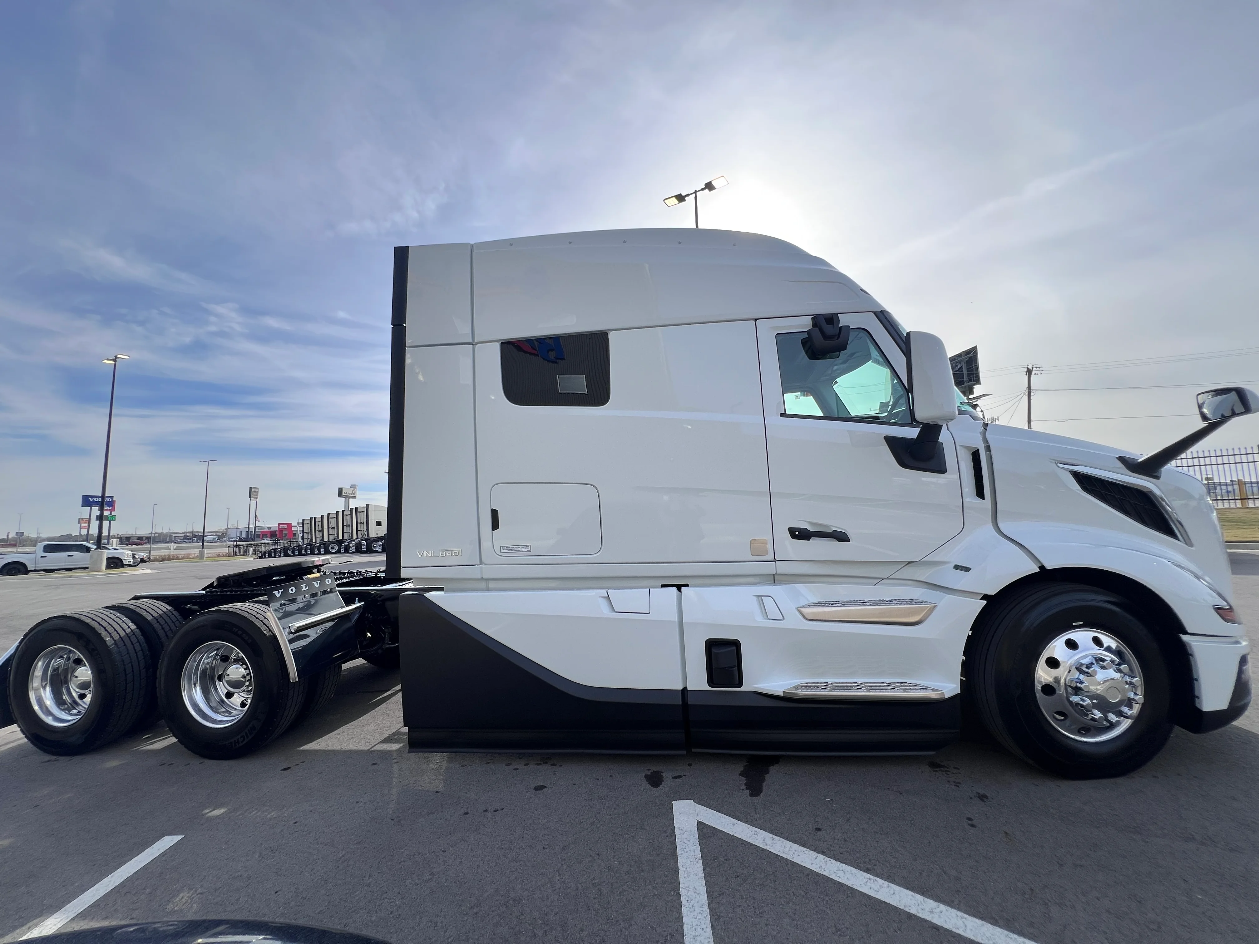 2026 Volvo in Van Buren, AR — photo 8