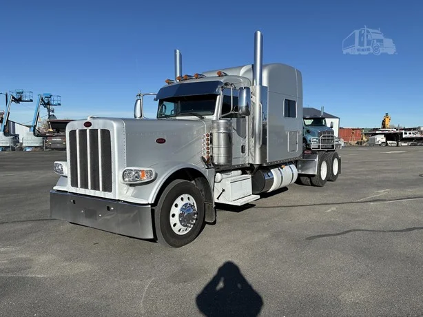 2022 Peterbilt 389 in Jerome, ID