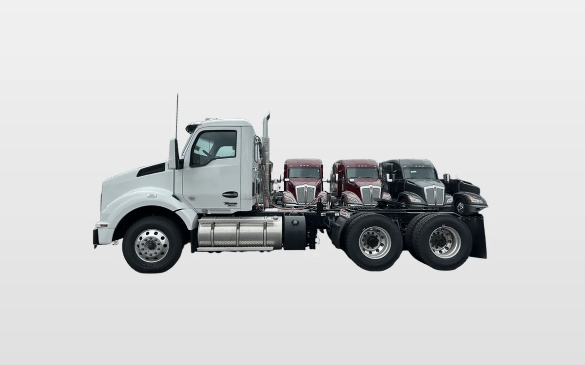 2025 Kenworth T880 - image 1