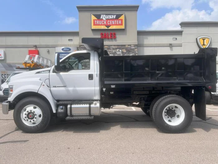 2027 Ford F-750 in Cincinnati, OH — photo 14