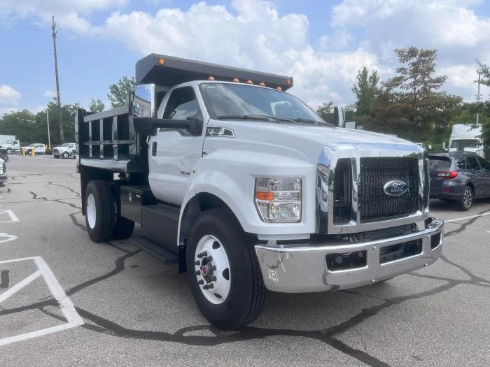 2027 Ford F-750 in Cincinnati, OH — photo 6