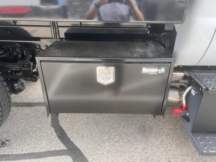 2027 Ford F-750 in Cincinnati, OH — photo 8