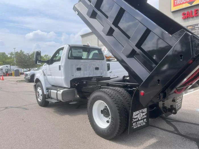 2027 Ford F-750 in Cincinnati, OH — photo 26