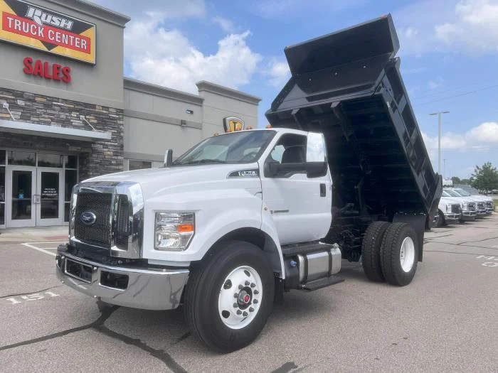 2027 Ford F-750 in Cincinnati, OH — photo 22