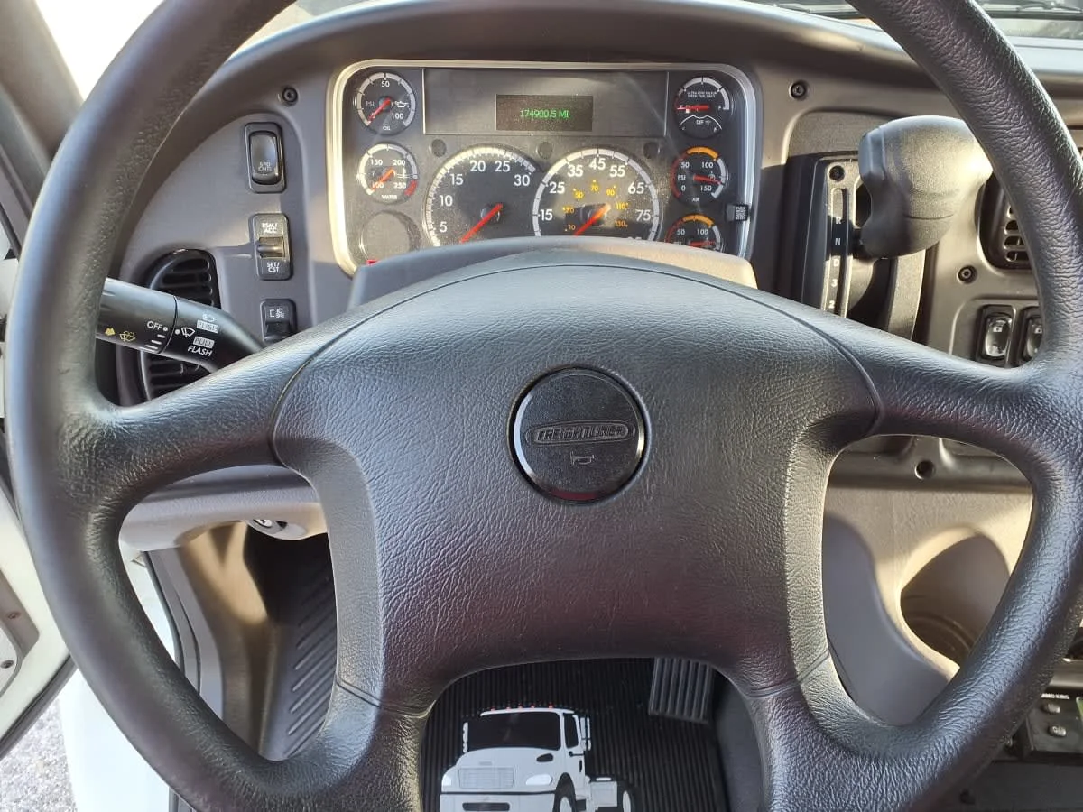 2019 Freightliner M2 106 in Greenville, SC — photo 12
