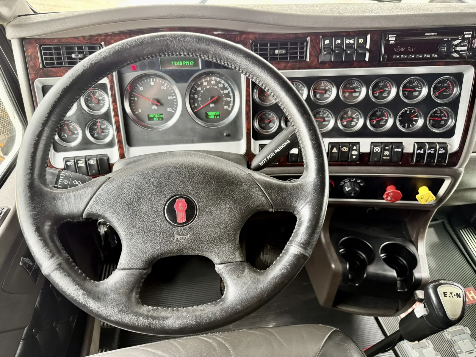 2015 Kenworth W900 in New Lenox, IL — photo 16