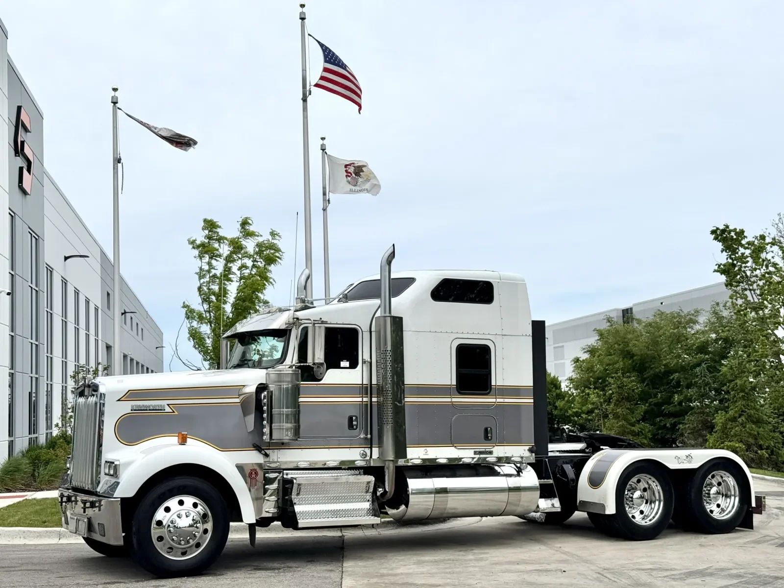 2015 Kenworth W900