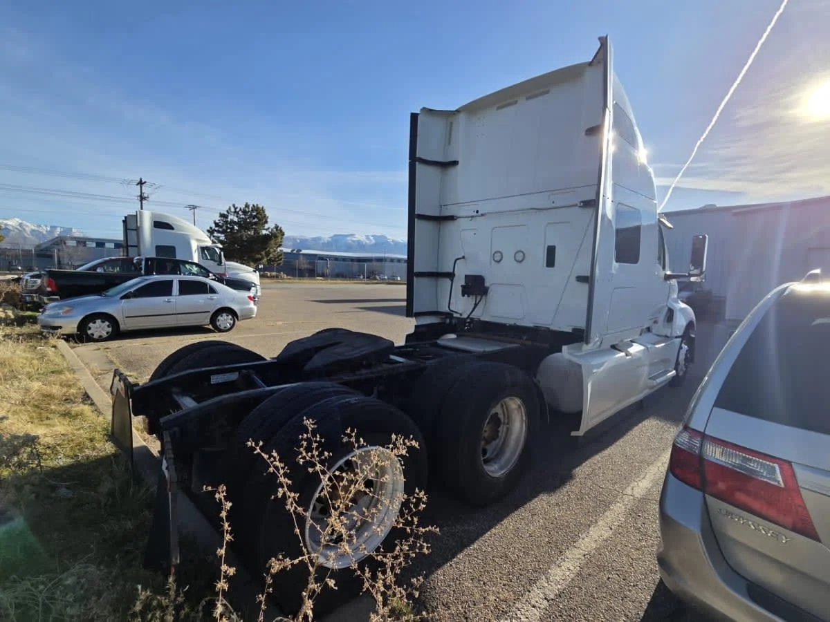 2020 International LT in Commerce City, CO — photo 4