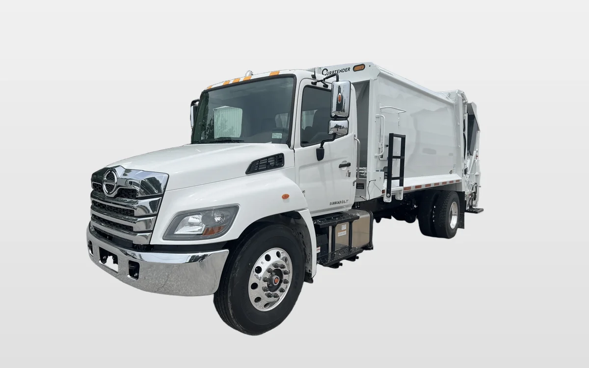 2025 Hino L7 - image 1