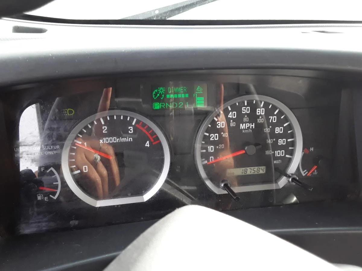 2017 Isuzu NQR in Allentown, PA — photo 12