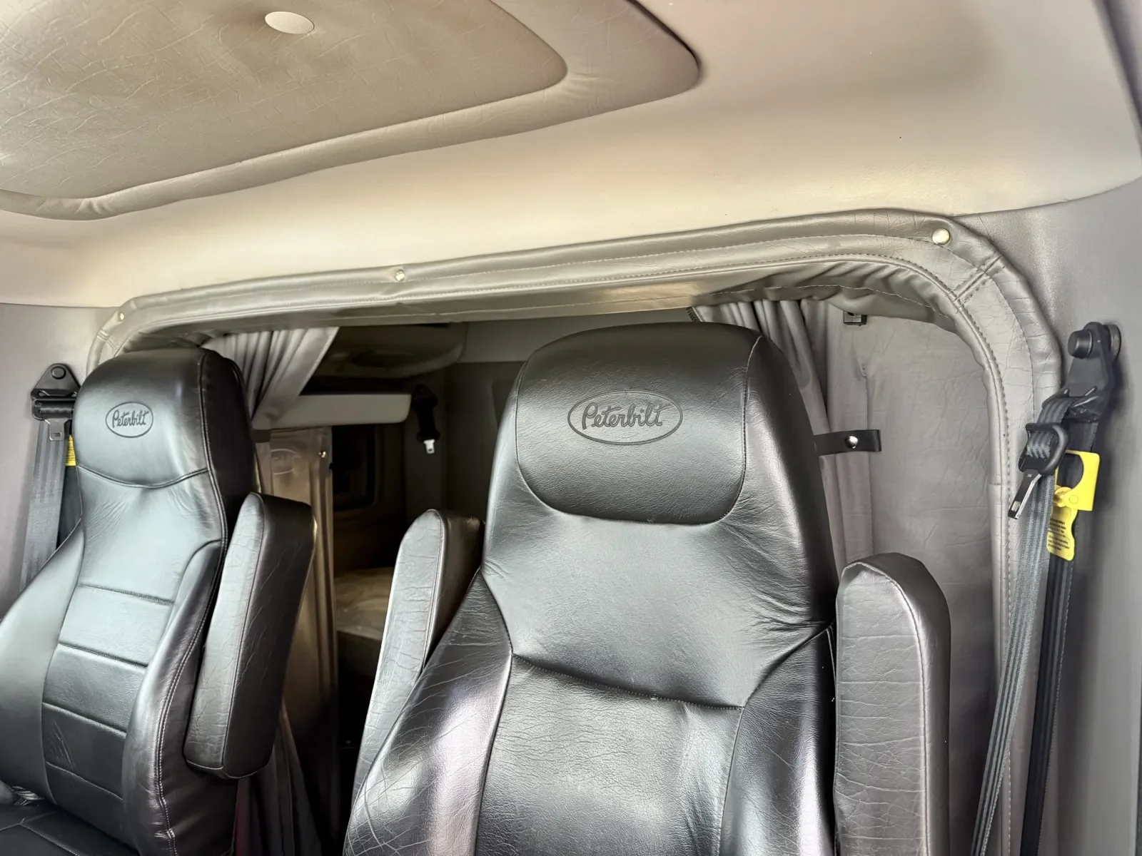 2023 Peterbilt 389 - image 20