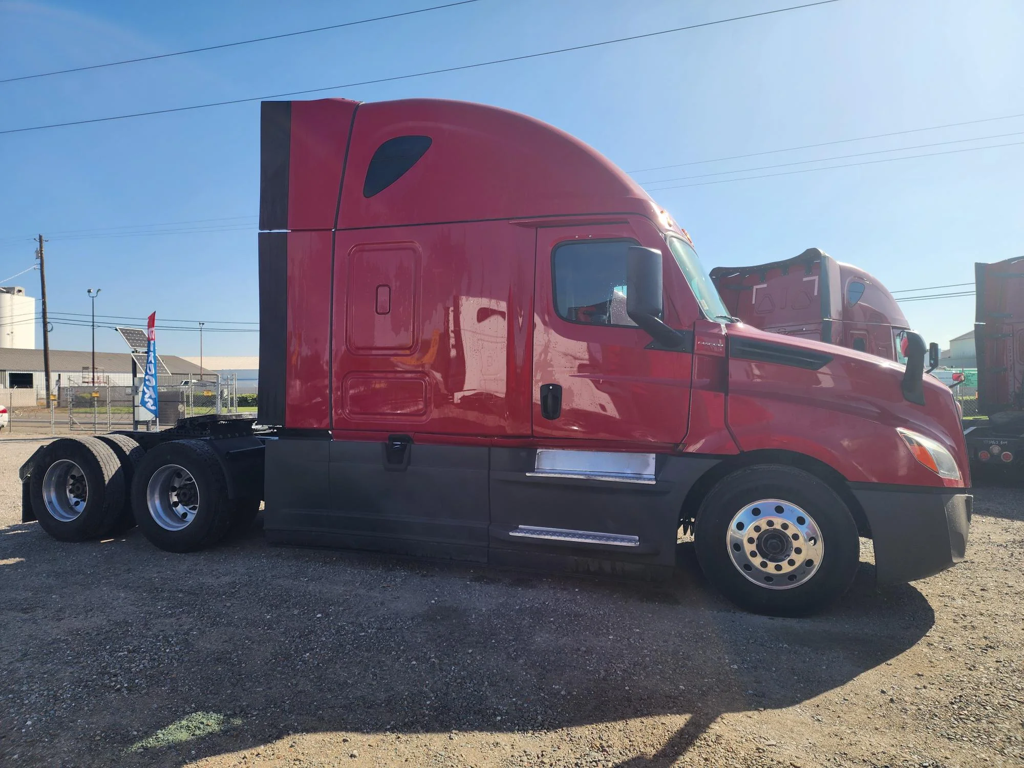 2020 Freightliner Cascadia in French Camp, CA — photo 2