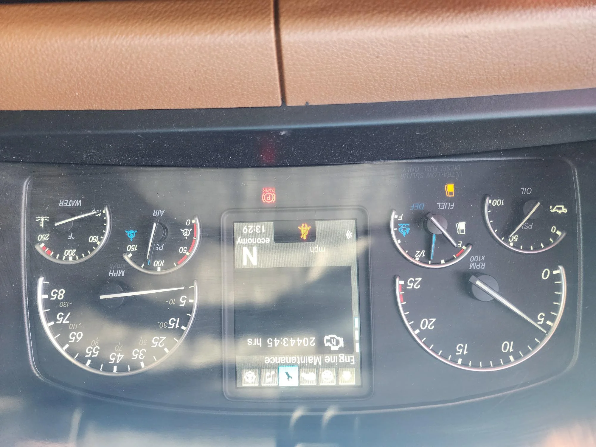 2020 Freightliner Cascadia in French Camp, CA — photo 12
