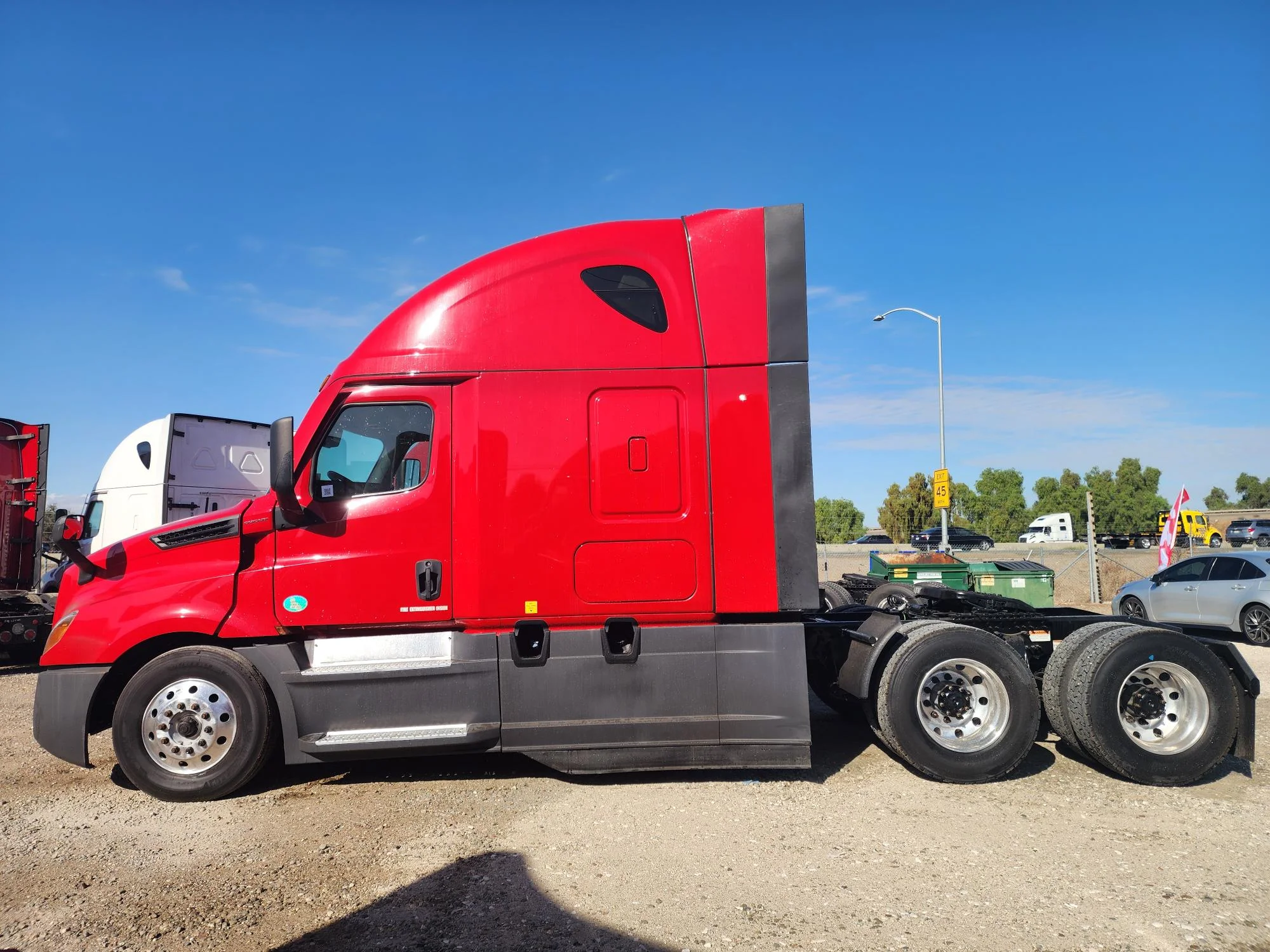 2020 Freightliner Cascadia in French Camp, CA — photo 6