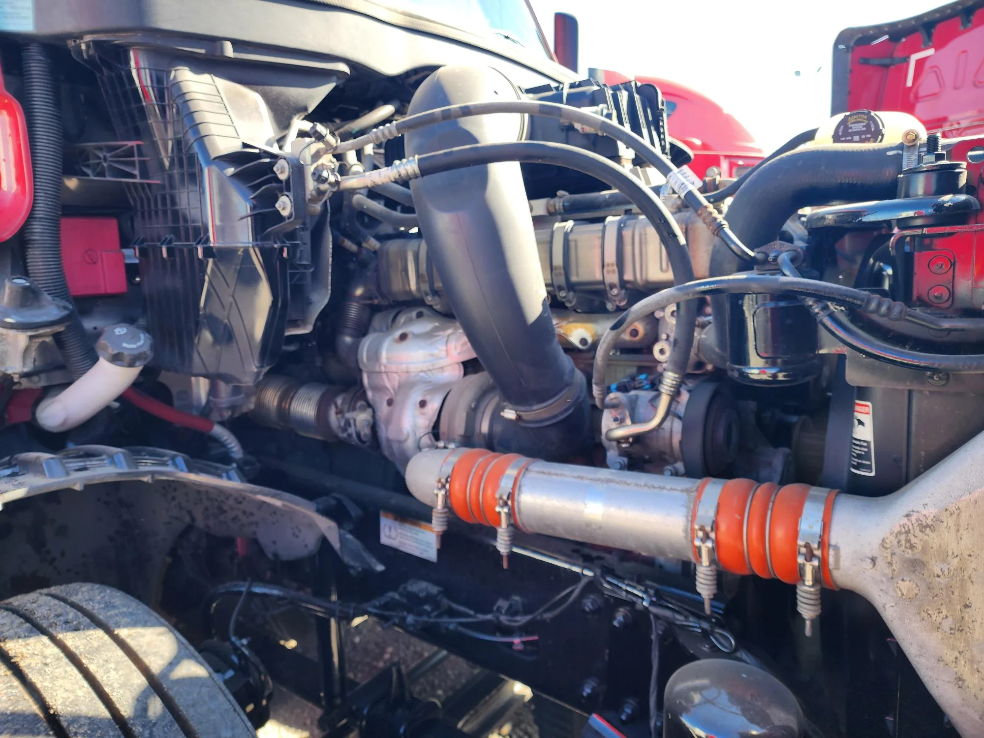 2020 Freightliner Cascadia in French Camp, CA — photo 8