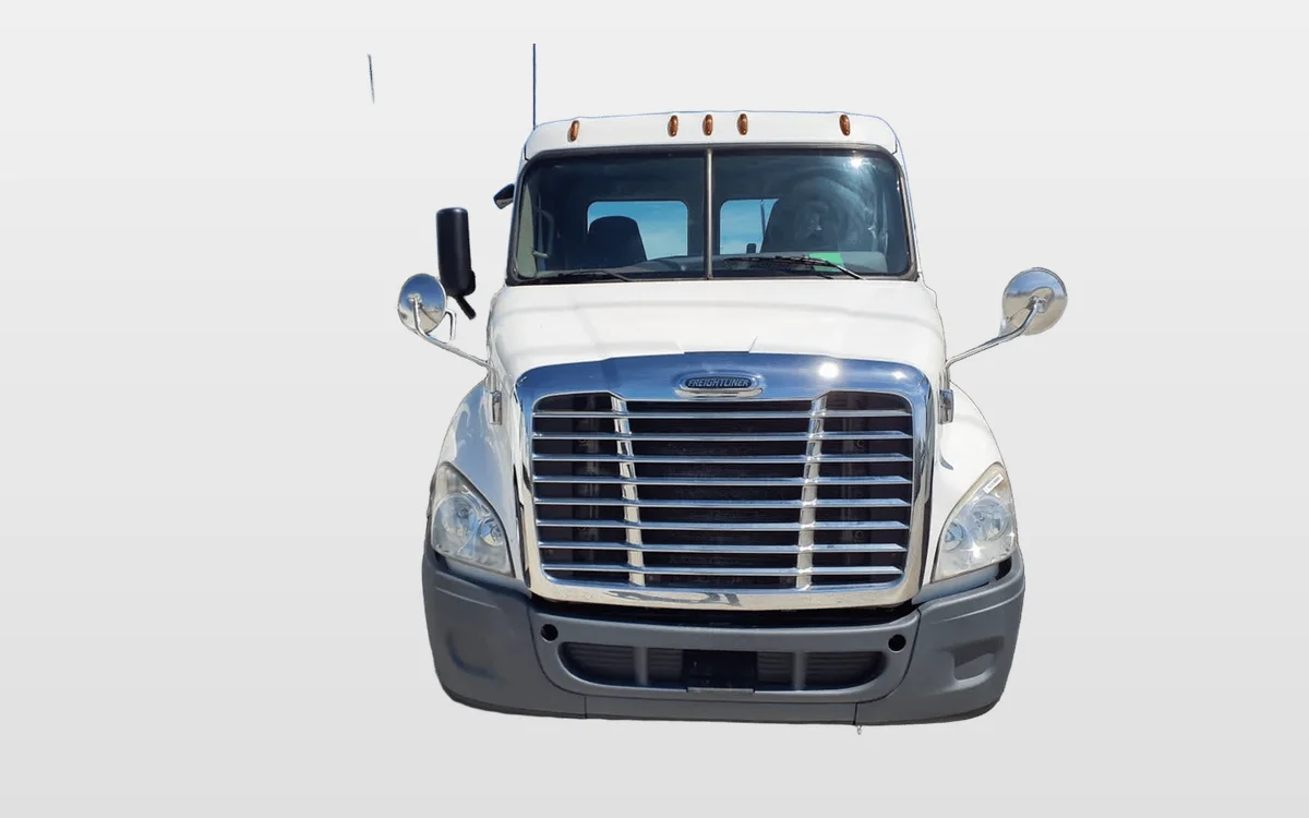 2018 Freightliner - image 1