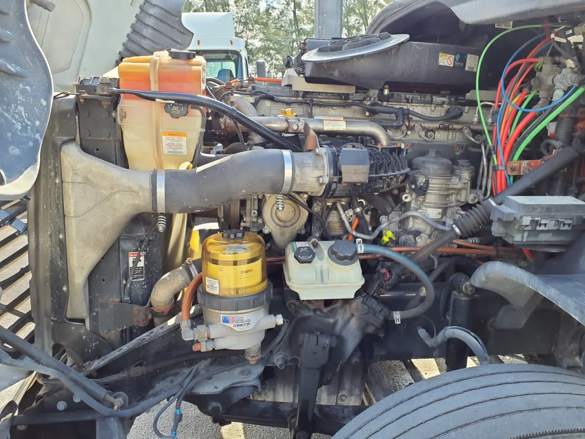 2019 Freightliner Cascadia in Miami, FL — photo 8