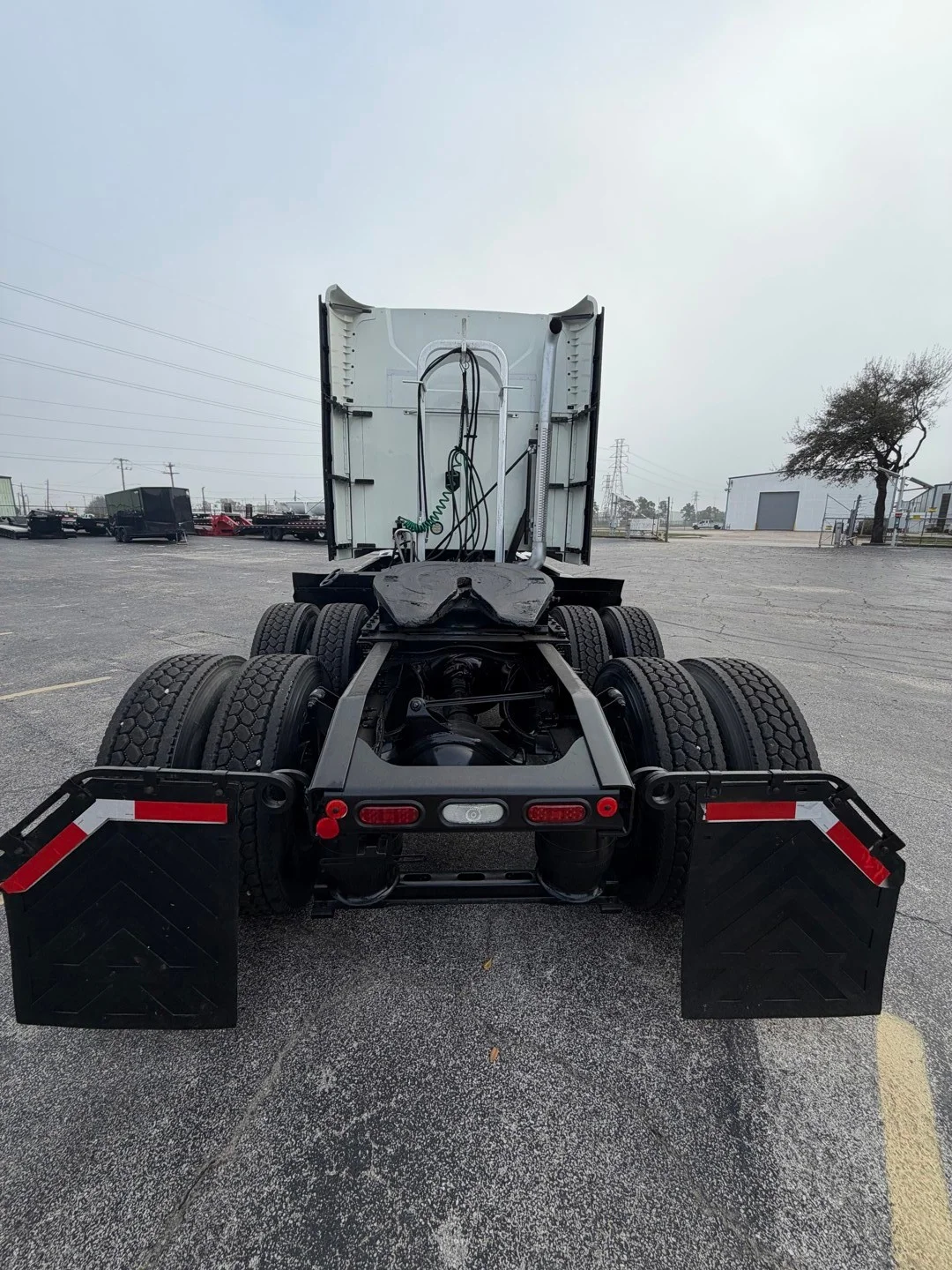 2020 Mack Anthem - image 5