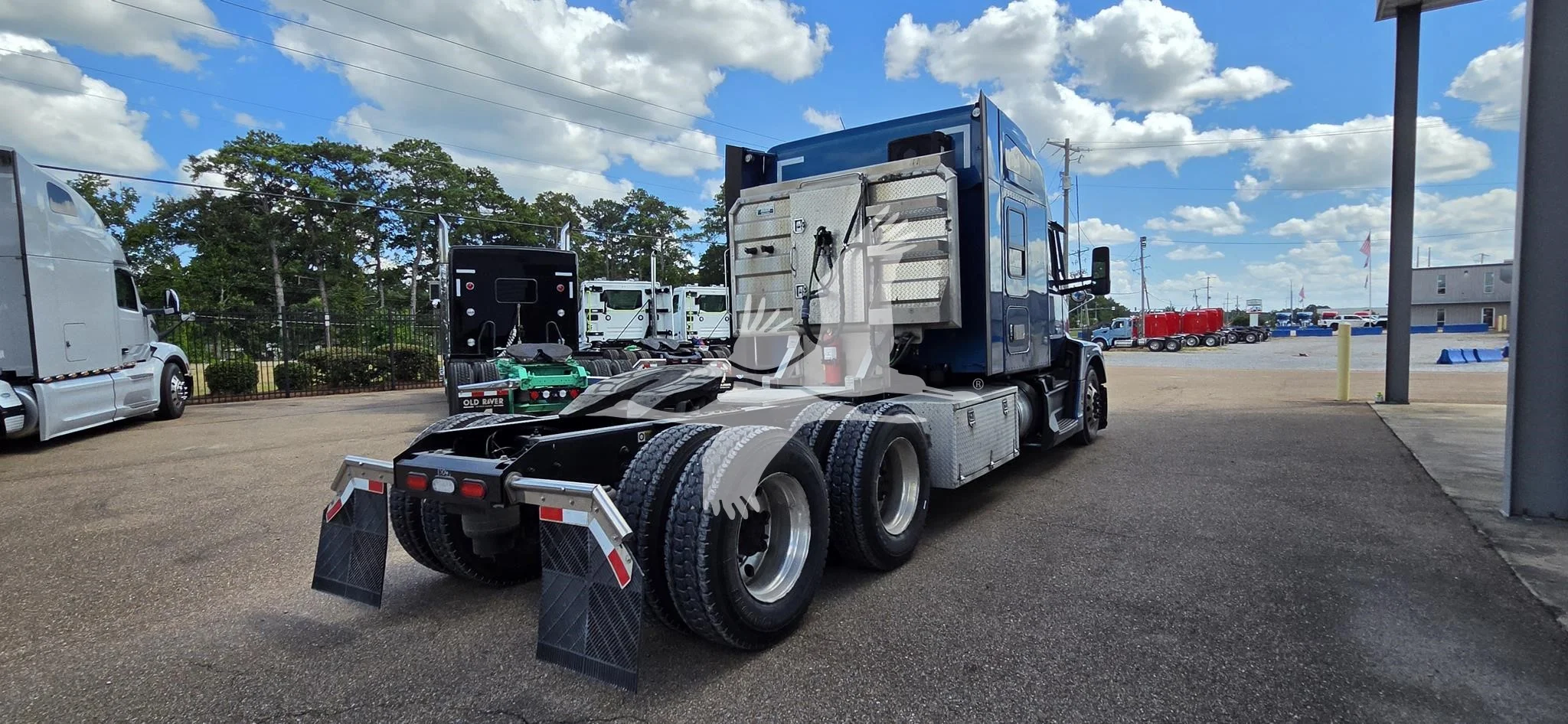 2023 Kenworth T680 in Richland, MS — photo 5