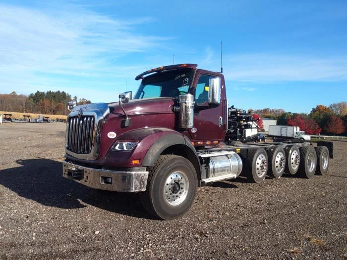 2026 International HX - image 4