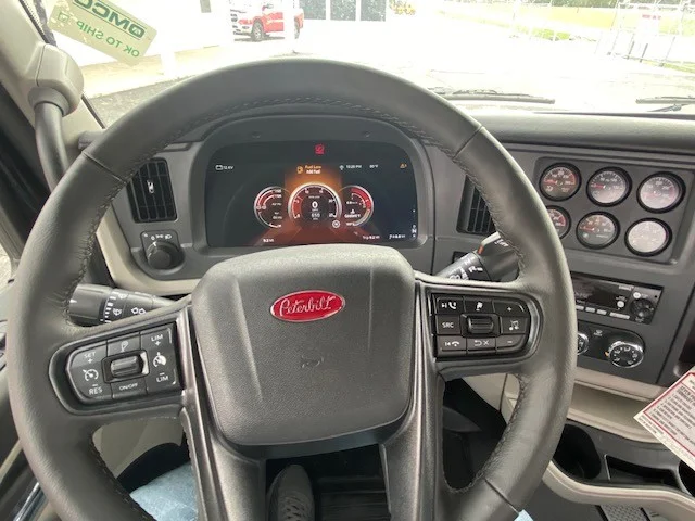 2027 Peterbilt 567 in Lima, OH — photo 7
